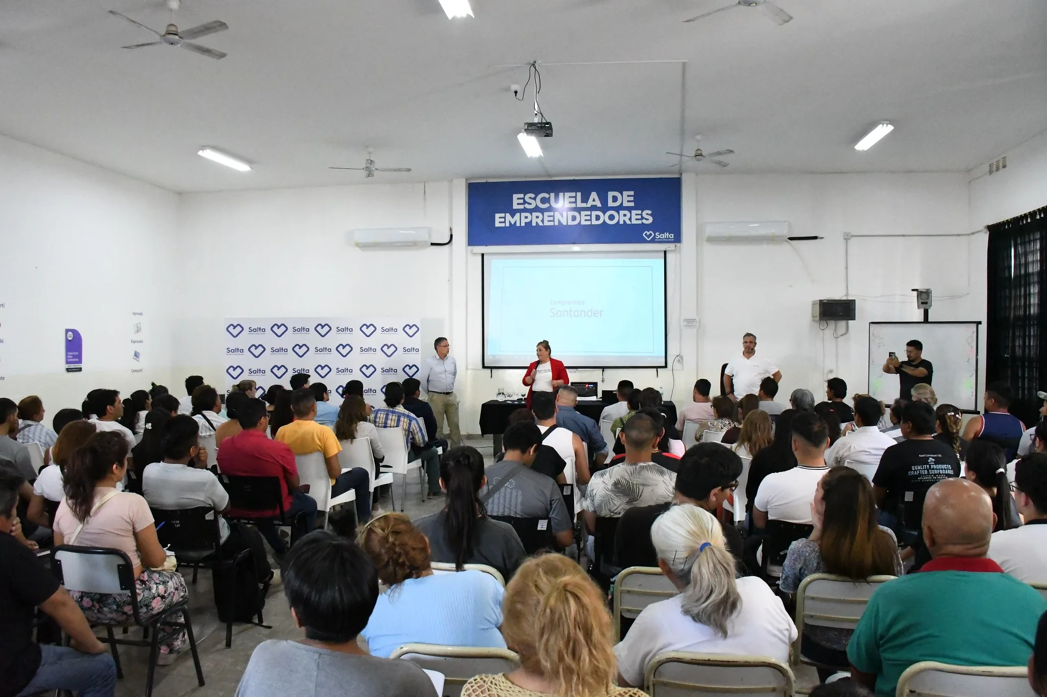 Mañana habrá mesas de trabajo sobre diversos temas en la Escuela de Emprendedores