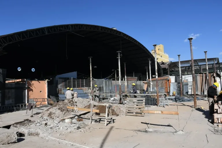 Mercado San Miguel: avanza la construcción de las nuevas columnas