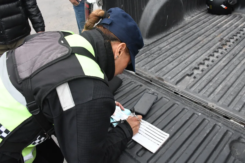 Trabajo comunitario en lugar de multas: una apuesta para generar conciencia vial