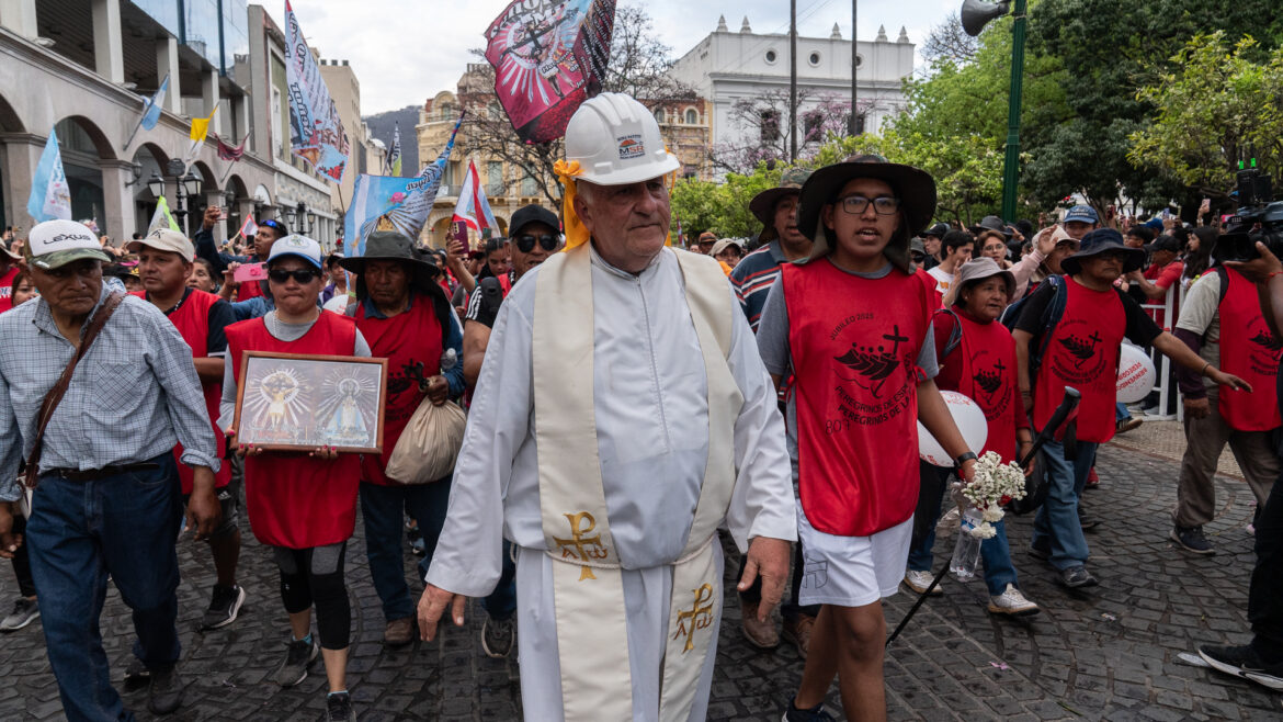 El Milagro de los que caminan: cuando la fe convierte el camino en encuentro