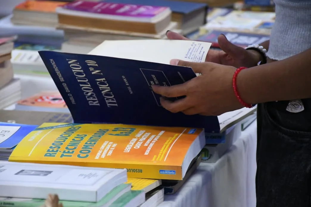 Libros que circulan, oportunidades que se multiplican: material gratuito para estudiantes de Salta
